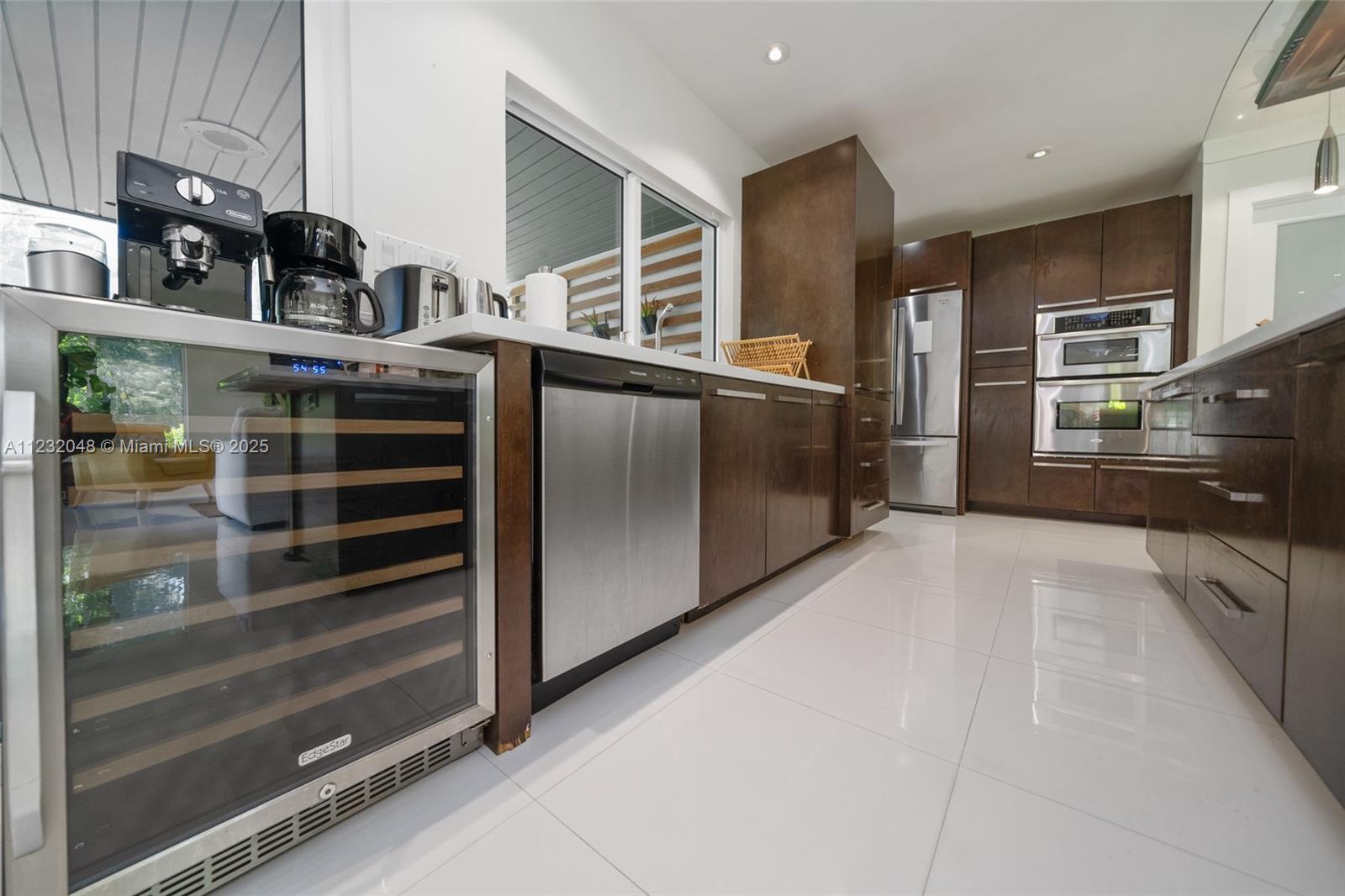 MUMAC SUB - Residential Lease