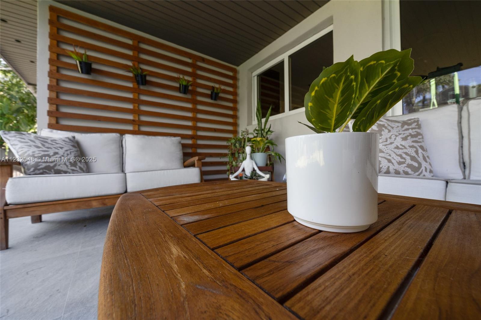 MUMAC SUB - Residential Lease