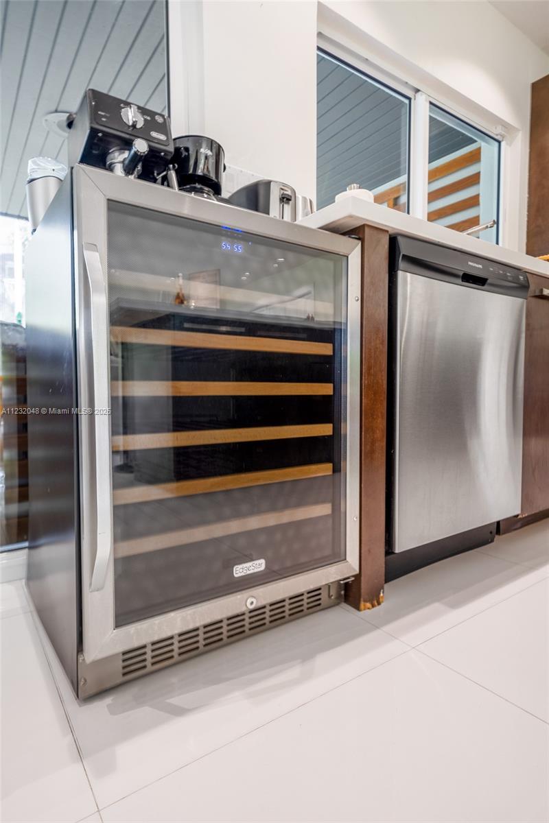 MUMAC SUB - Residential Lease