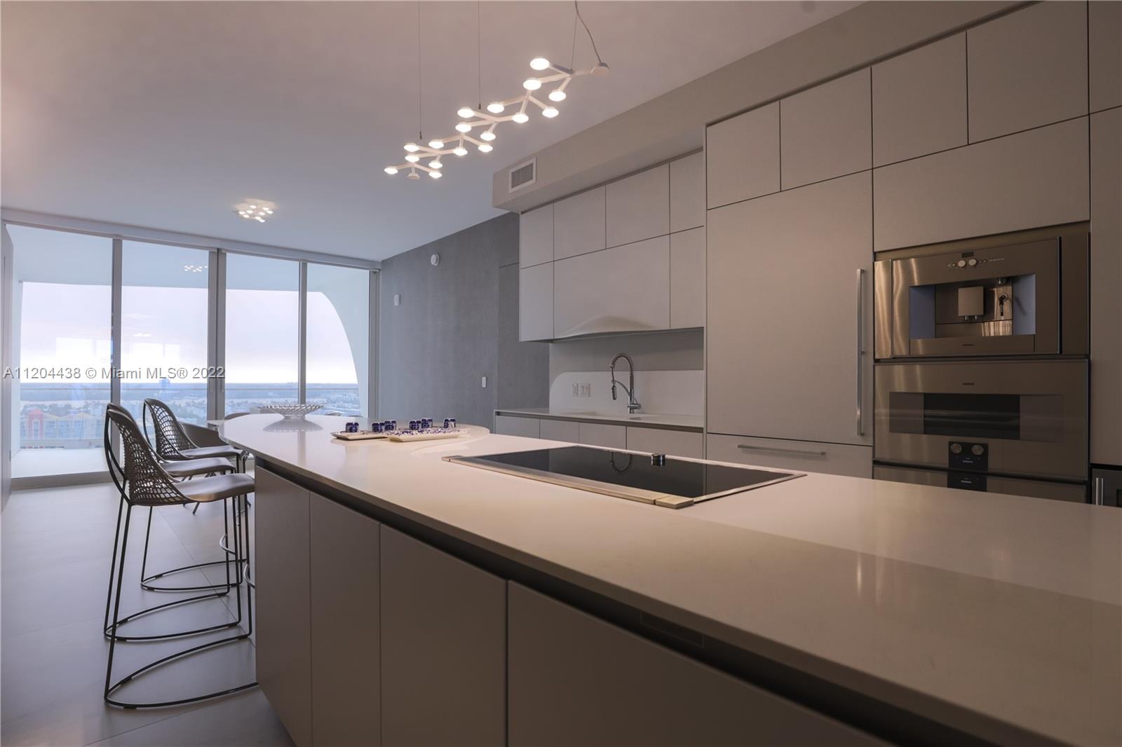 JADE SIGNATURE CONDO - Residential