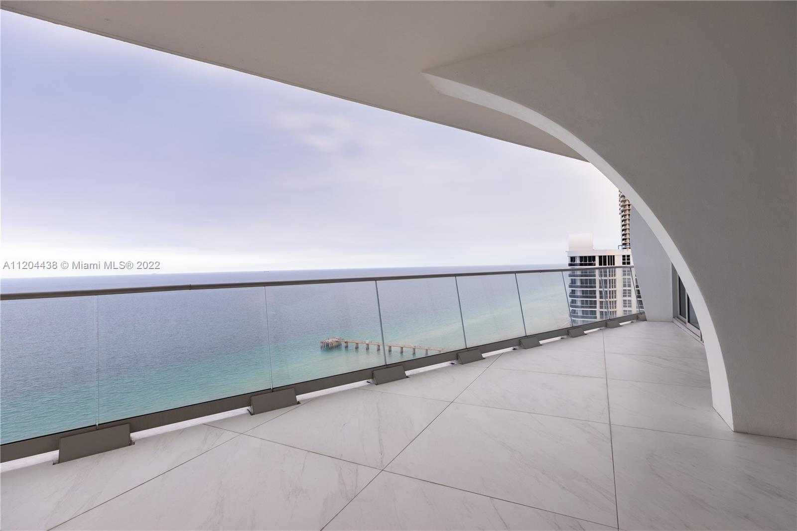 JADE SIGNATURE CONDO - Residential