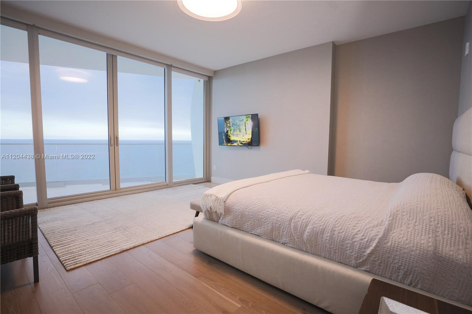 JADE SIGNATURE CONDO - Residential