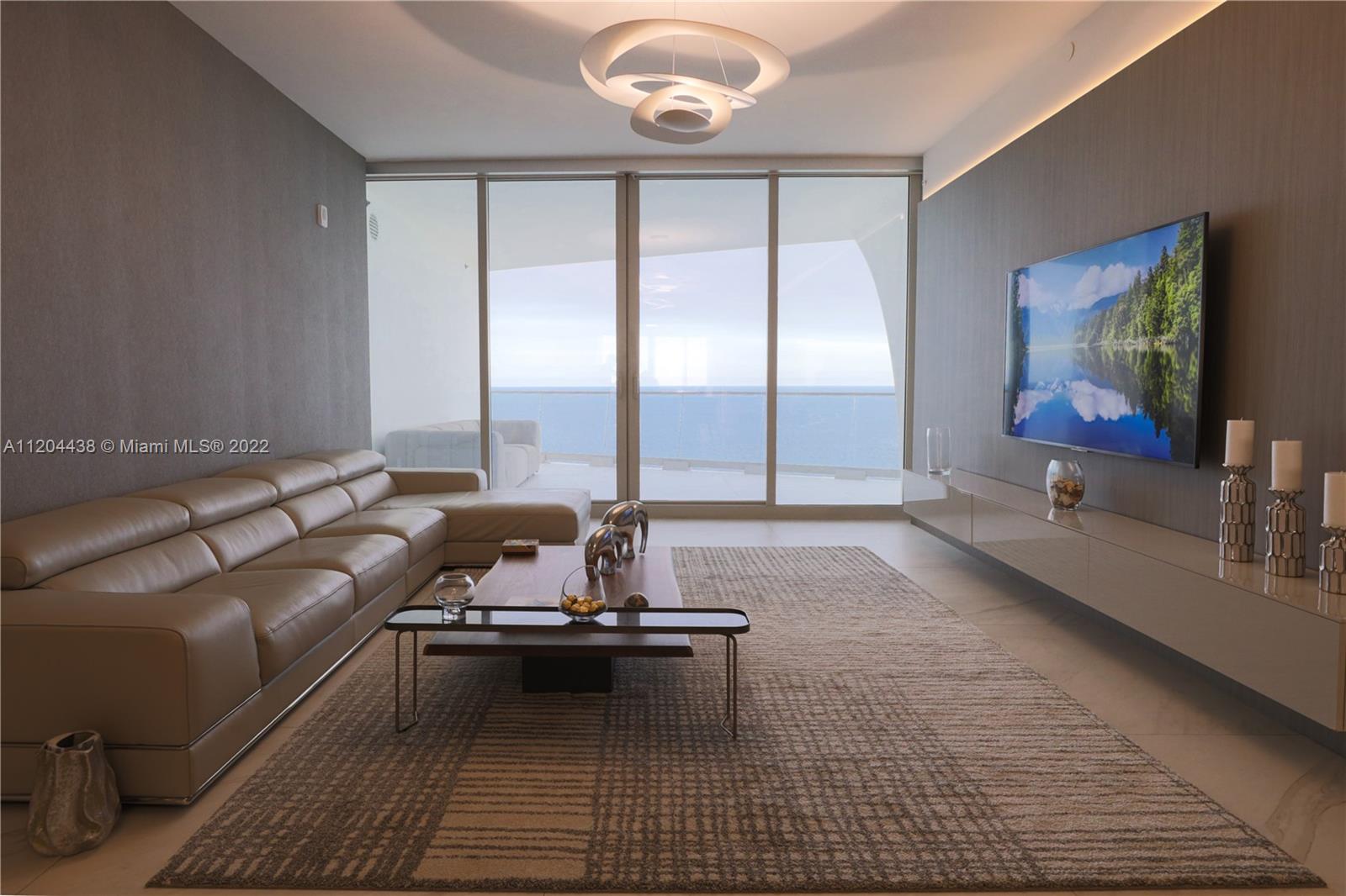 JADE SIGNATURE CONDO - Residential