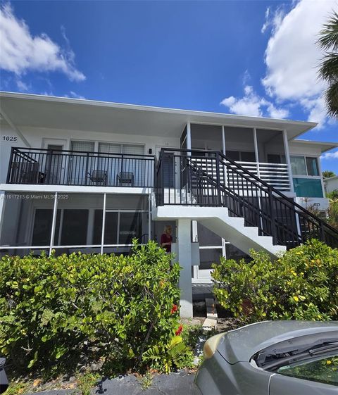 Photo of 1025 SE 15th St #9C, Fort Lauderdale, FL 33316 (MLS # A11917213)