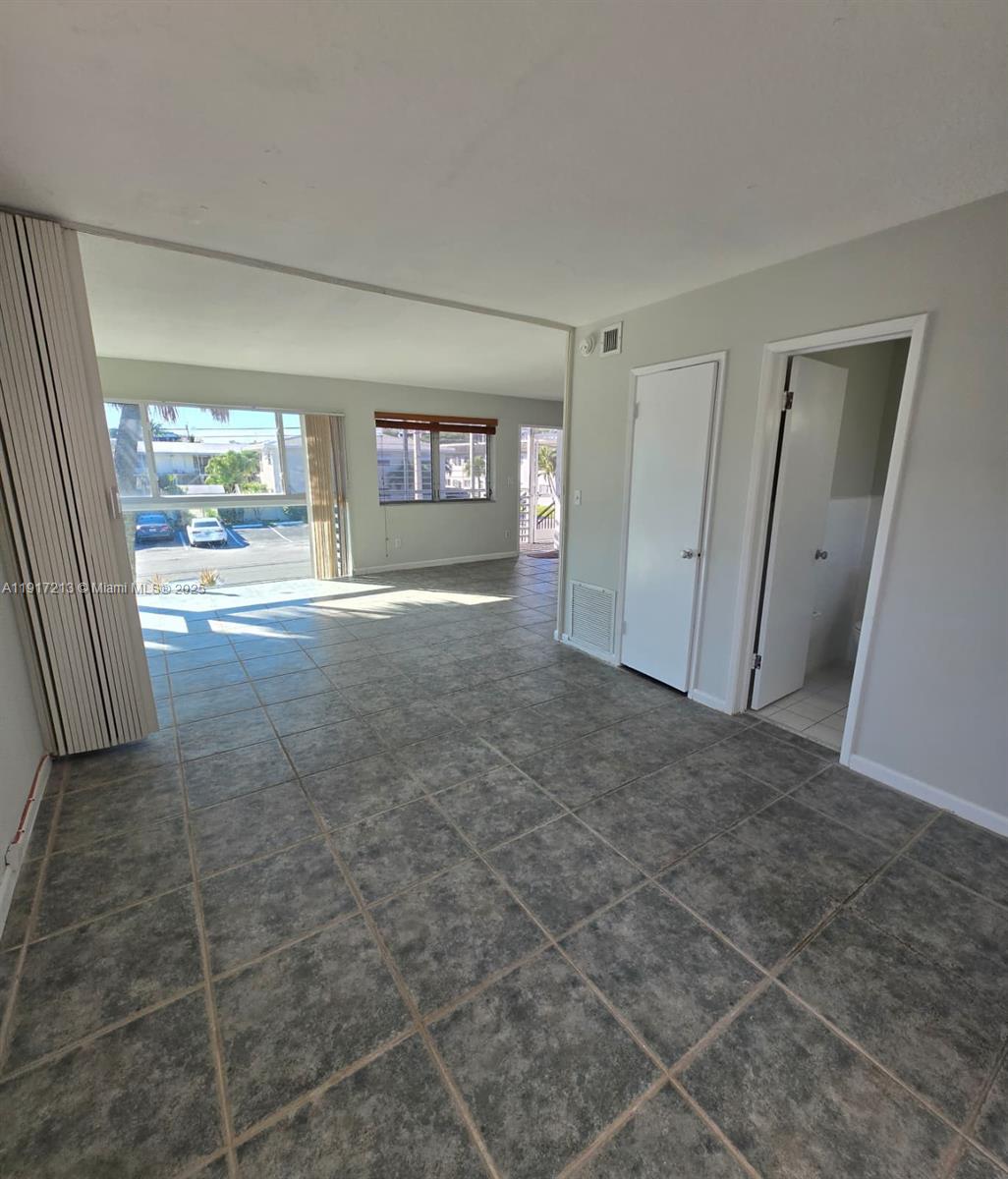 CLIFF LAKE VILLAS CO-OP - Residential