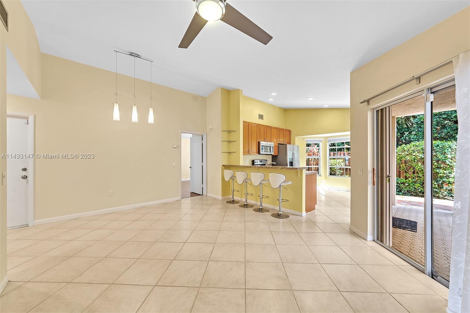 COUNTRY ISLES GARDEN HOME - Residential Lease