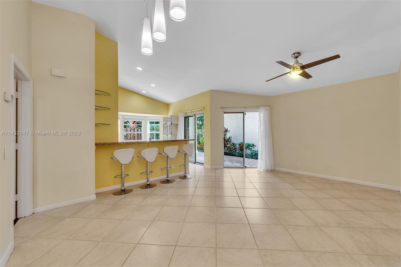 COUNTRY ISLES GARDEN HOME - Residential Lease