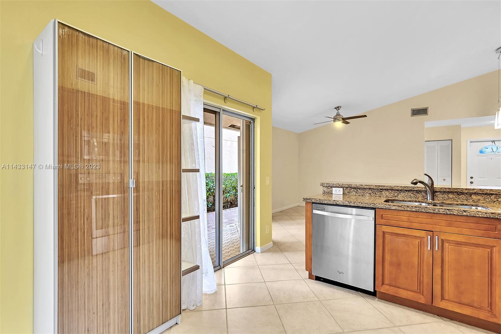 COUNTRY ISLES GARDEN HOME - Residential Lease