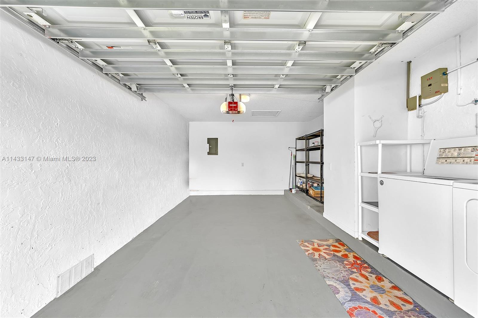 COUNTRY ISLES GARDEN HOME - Residential Lease