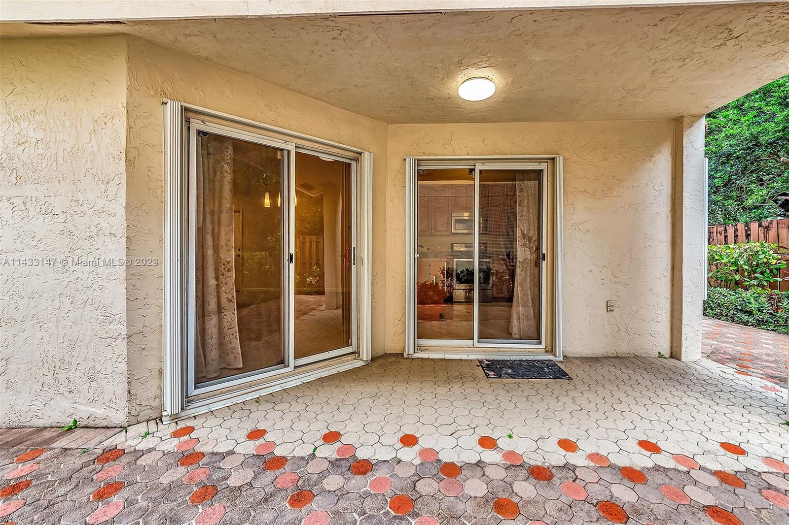 COUNTRY ISLES GARDEN HOME - Residential Lease