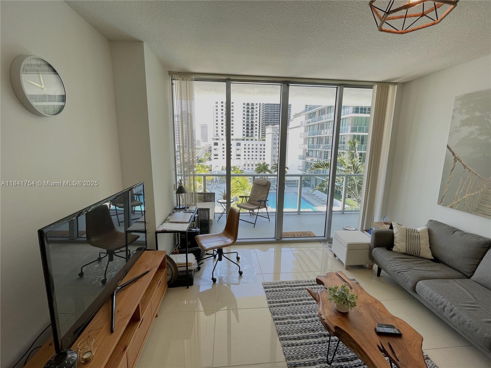79 SW 12th St 1211-S