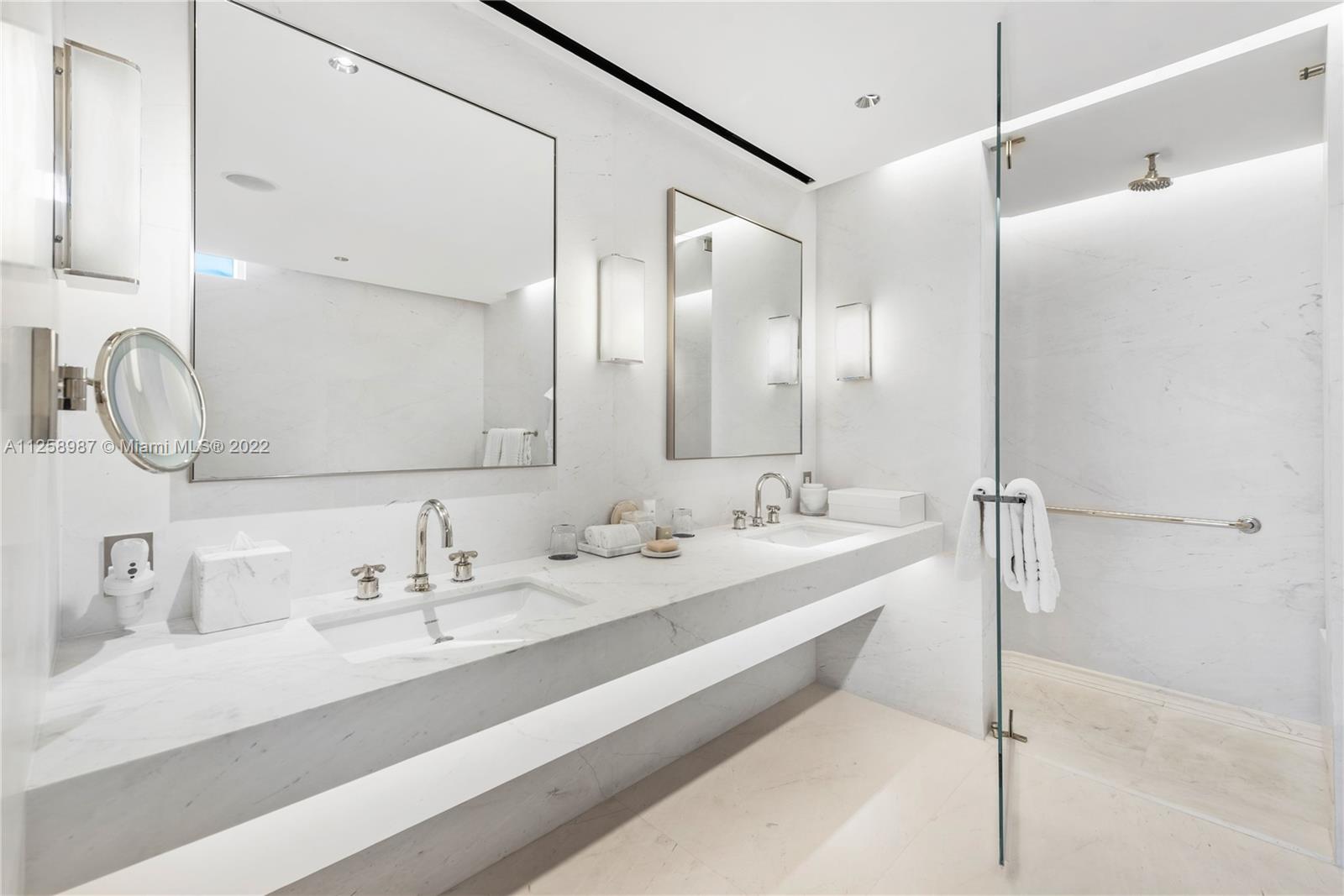 SURF CLUB CONDO - Residential