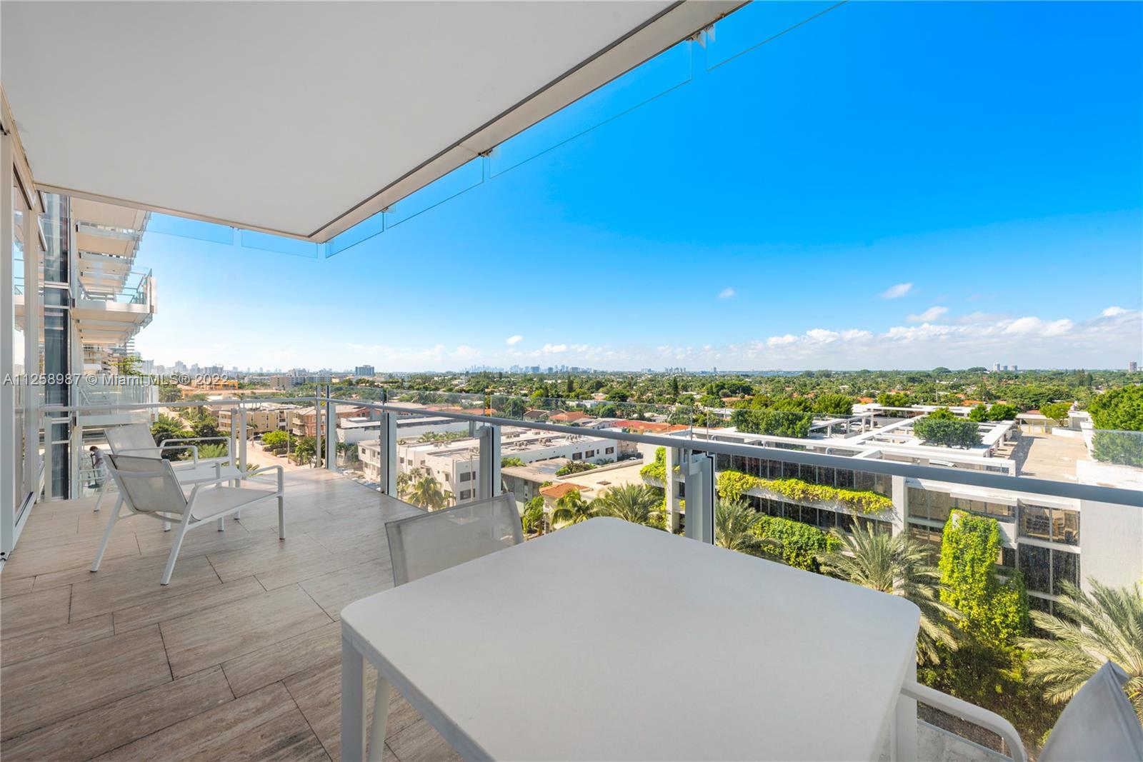 SURF CLUB CONDO - Residential