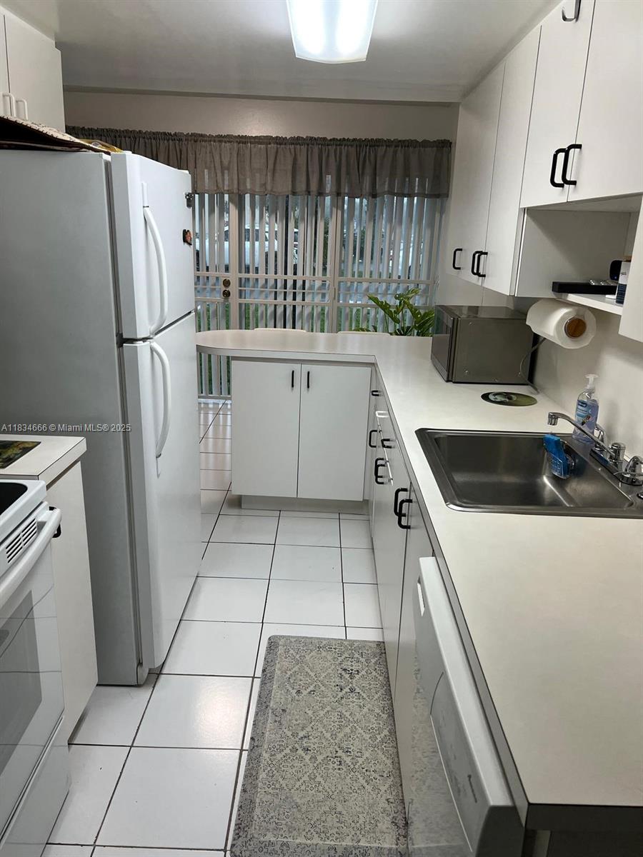 9370 W Flagler St 104B