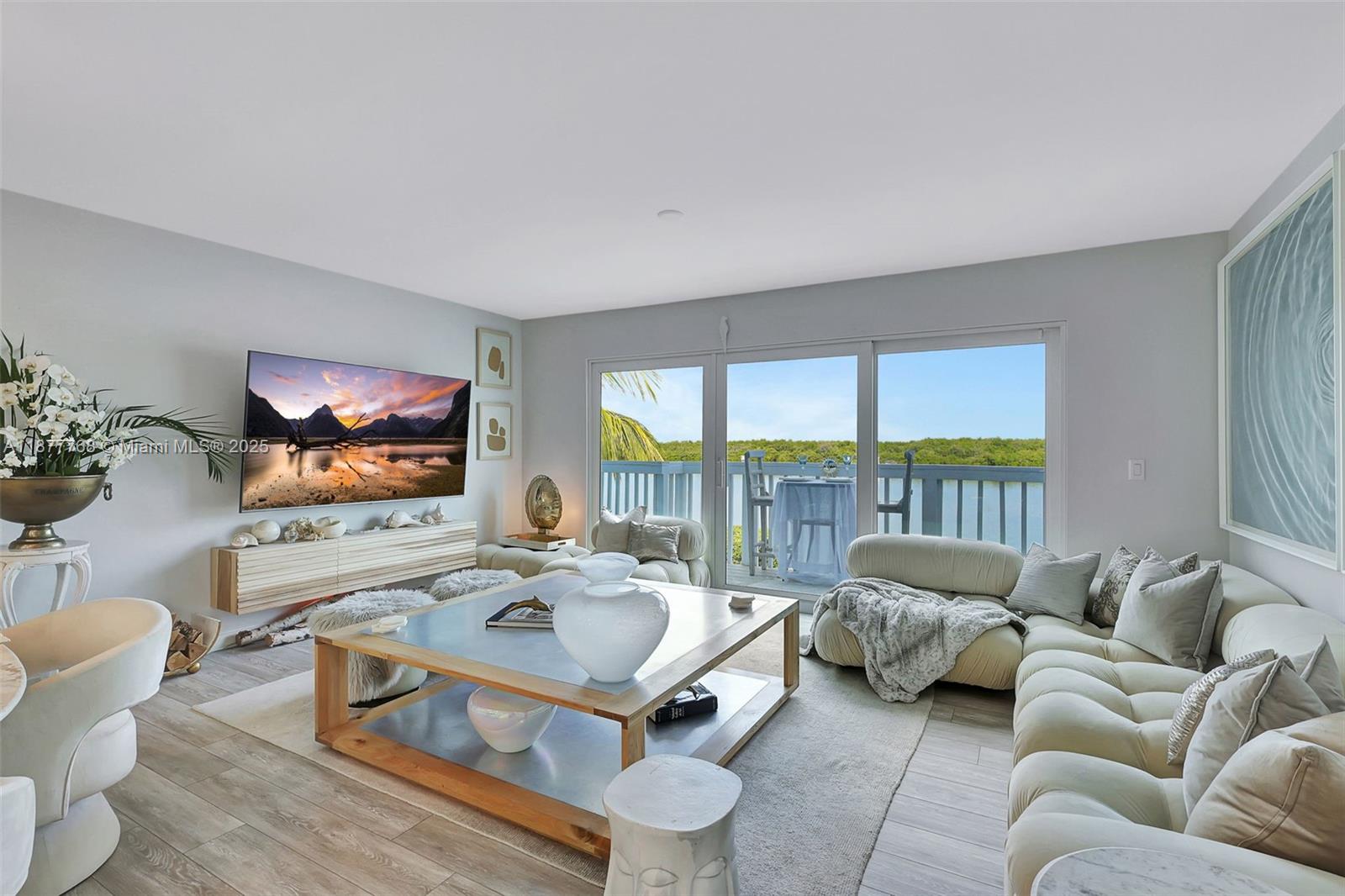 CORAL COVE BEACH SECTION - Residential