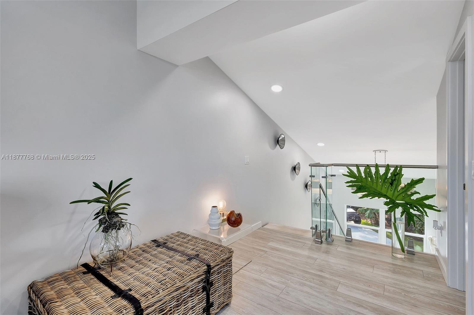 CORAL COVE BEACH SECTION - Residential