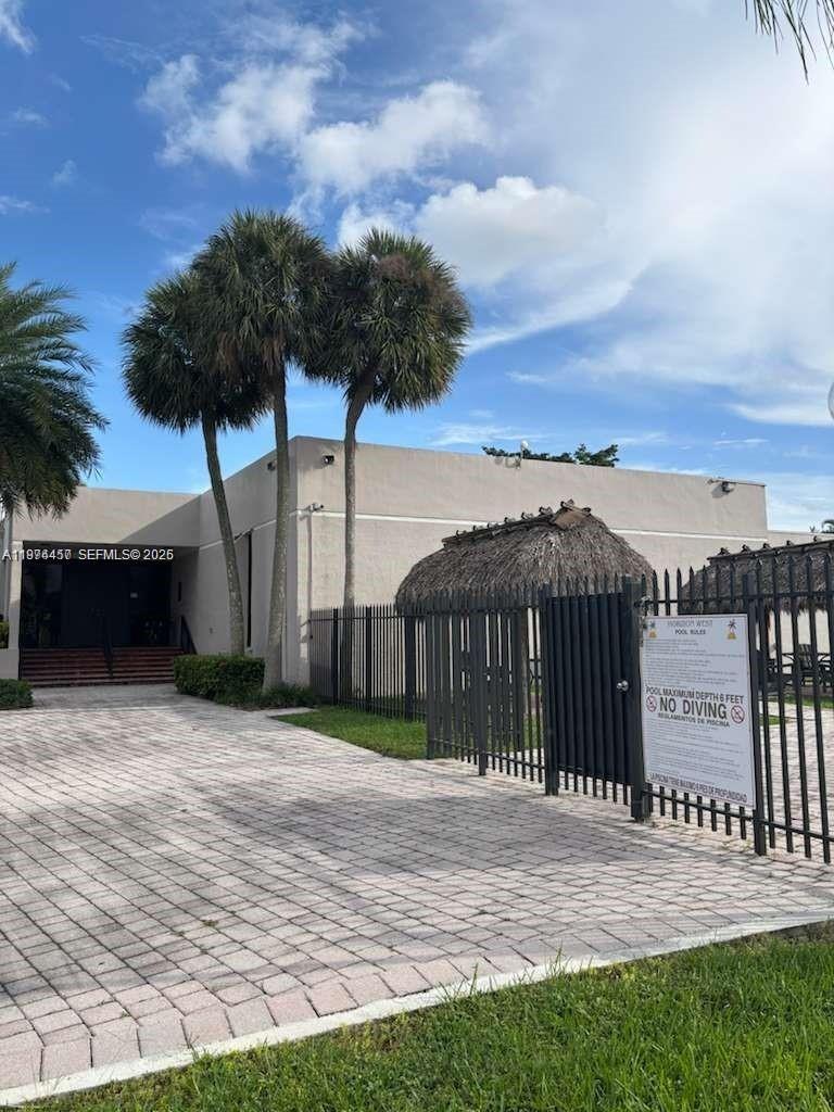 THE HORIZONS WEST CONDO - Residential Lease