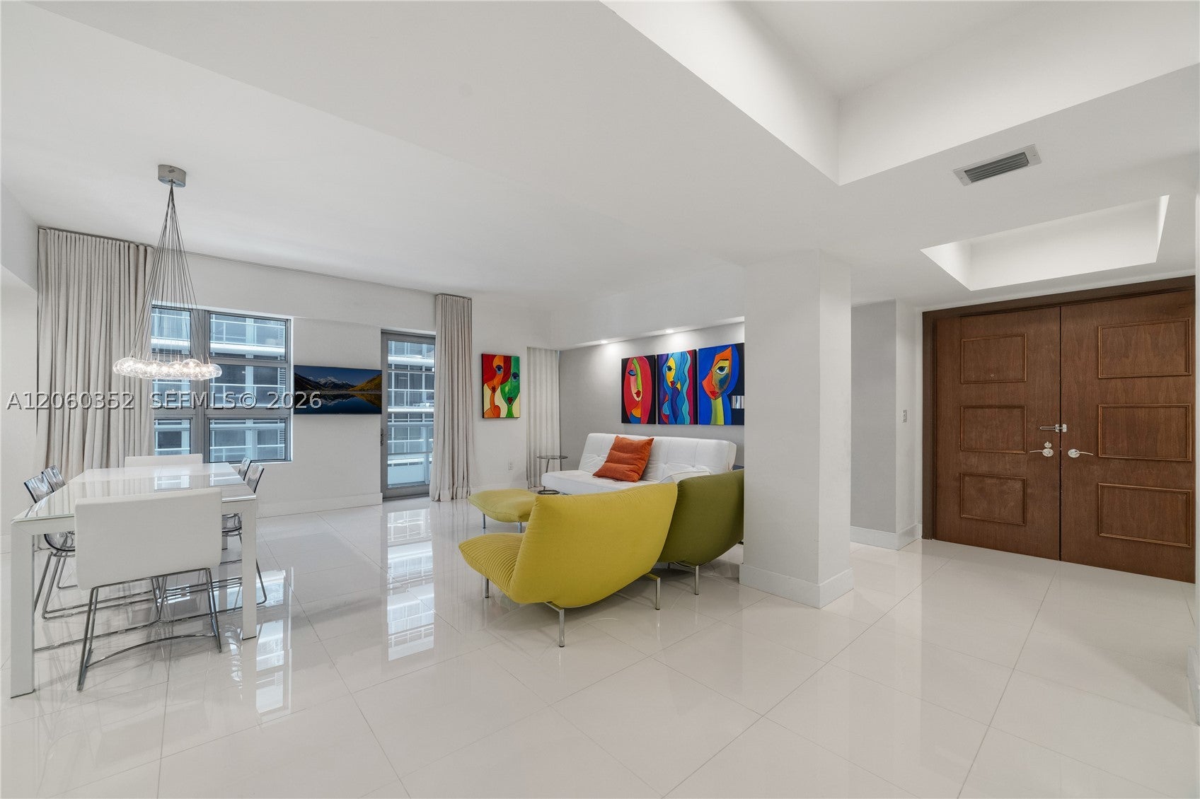 3739 Collins Ave N-503