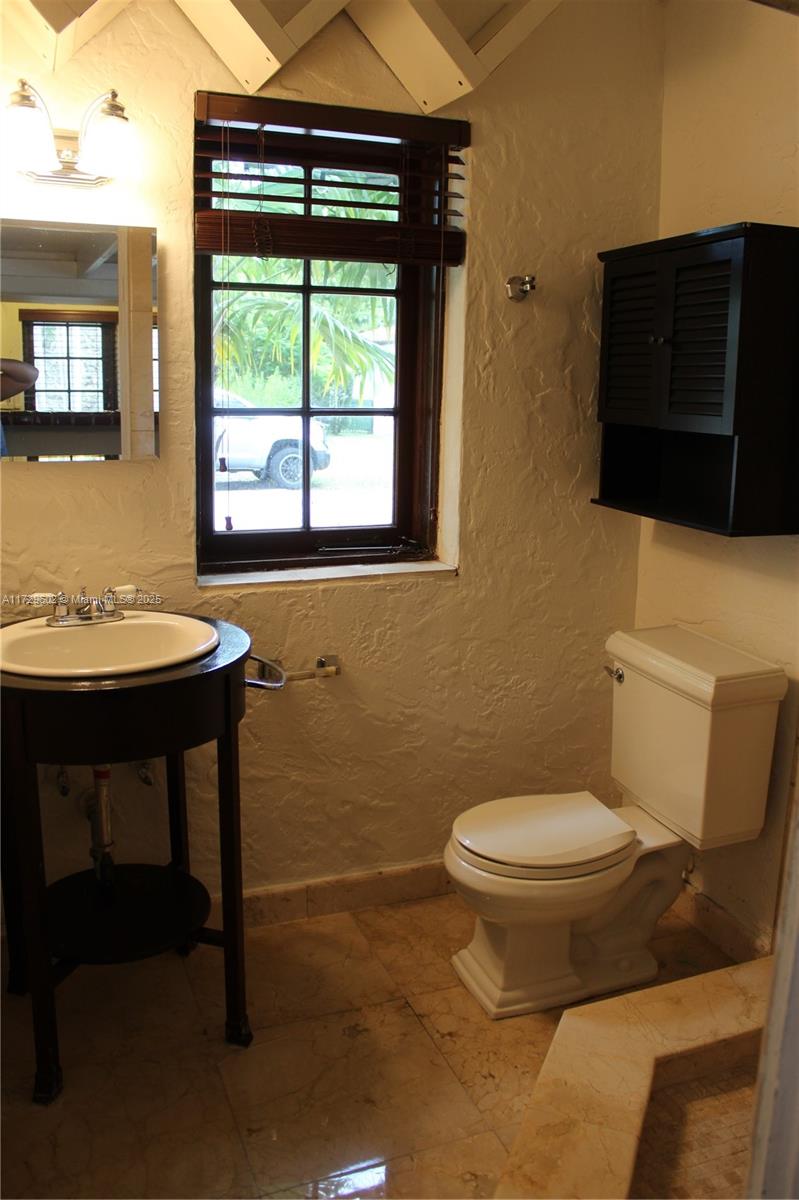 CORAL GABLES GRANADA - Residential Lease