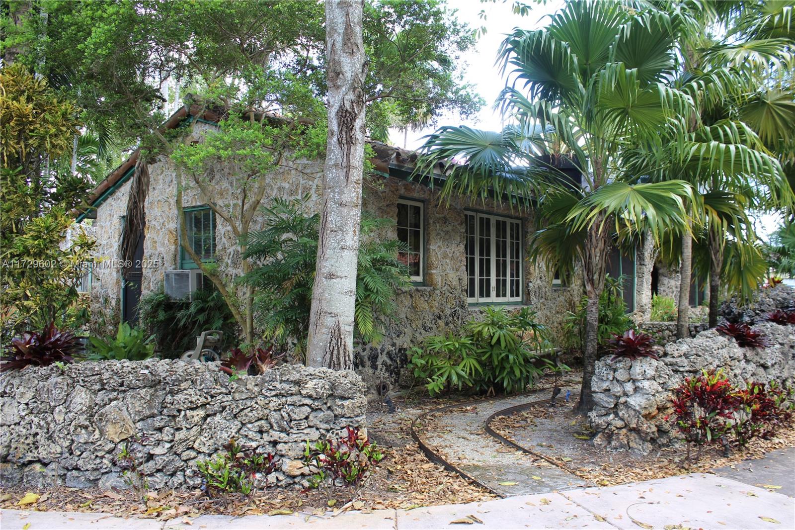 CORAL GABLES GRANADA - Residential Lease