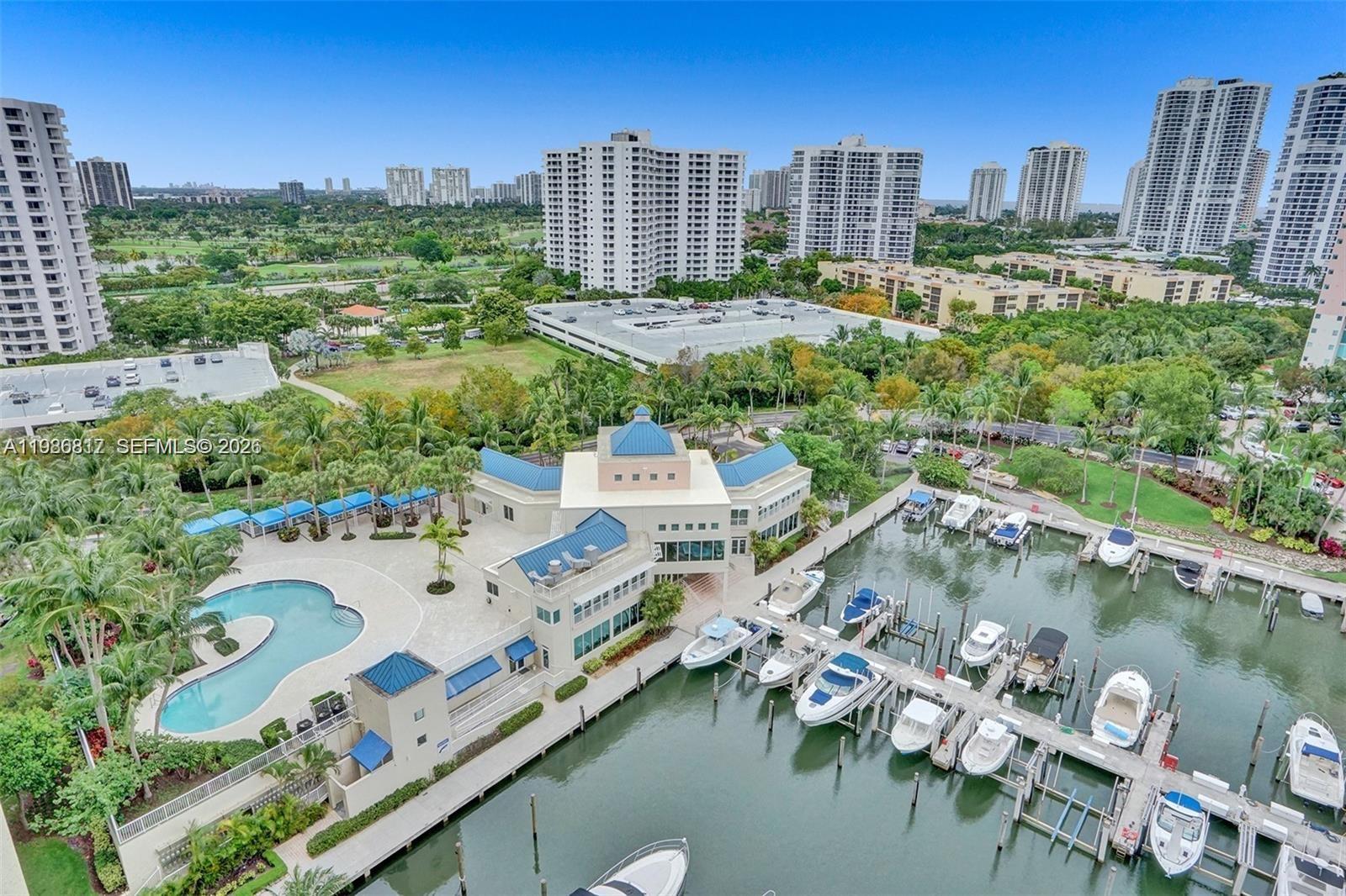 Aventura Marina - Residential
