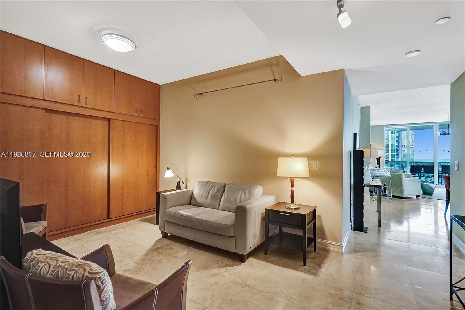 Aventura Marina - Residential