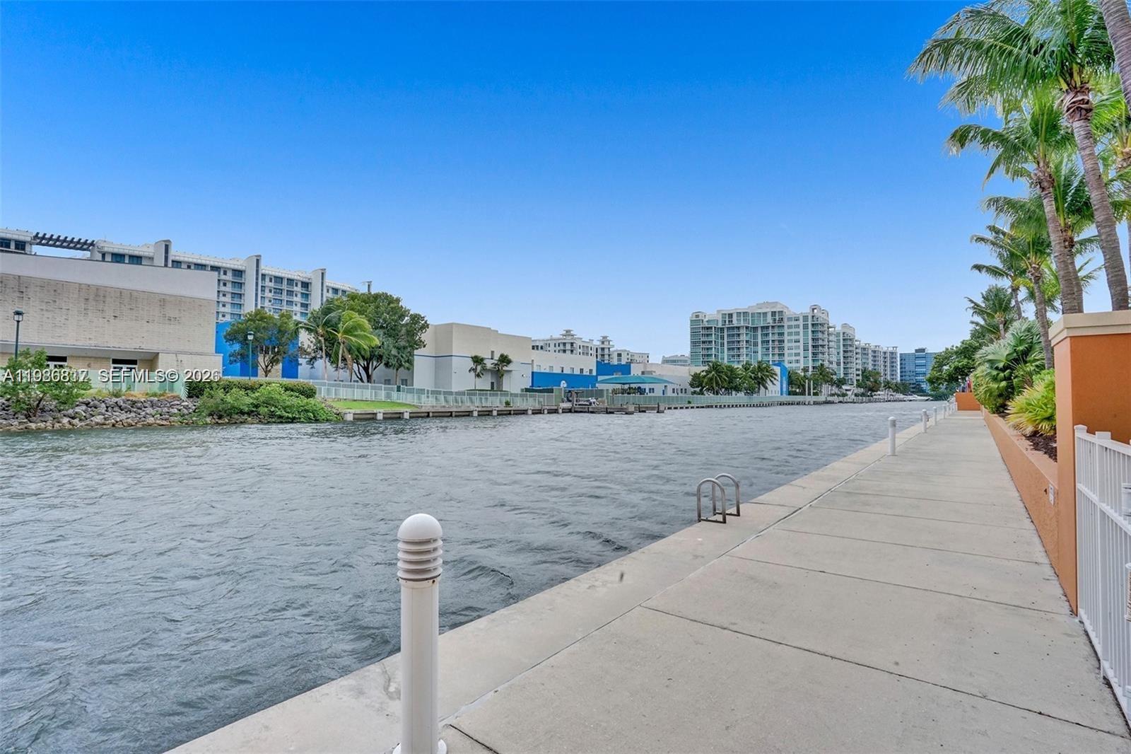 Aventura Marina - Residential