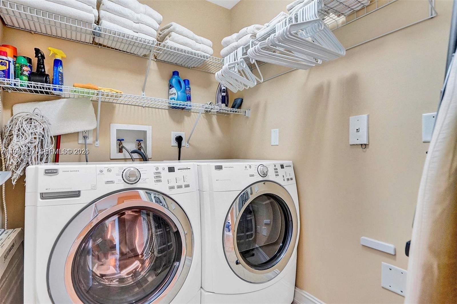 Aventura Marina - Residential