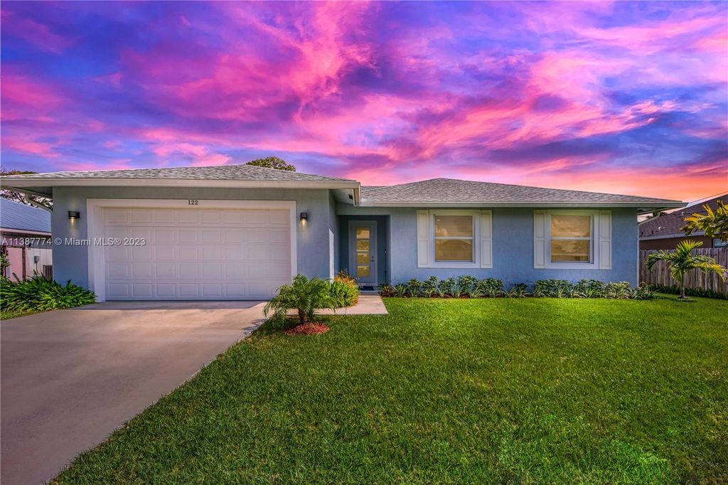 Photo of 122 SW Euler Ave, Port Saint Lucie, FL 34953 (MLS # A11387774)