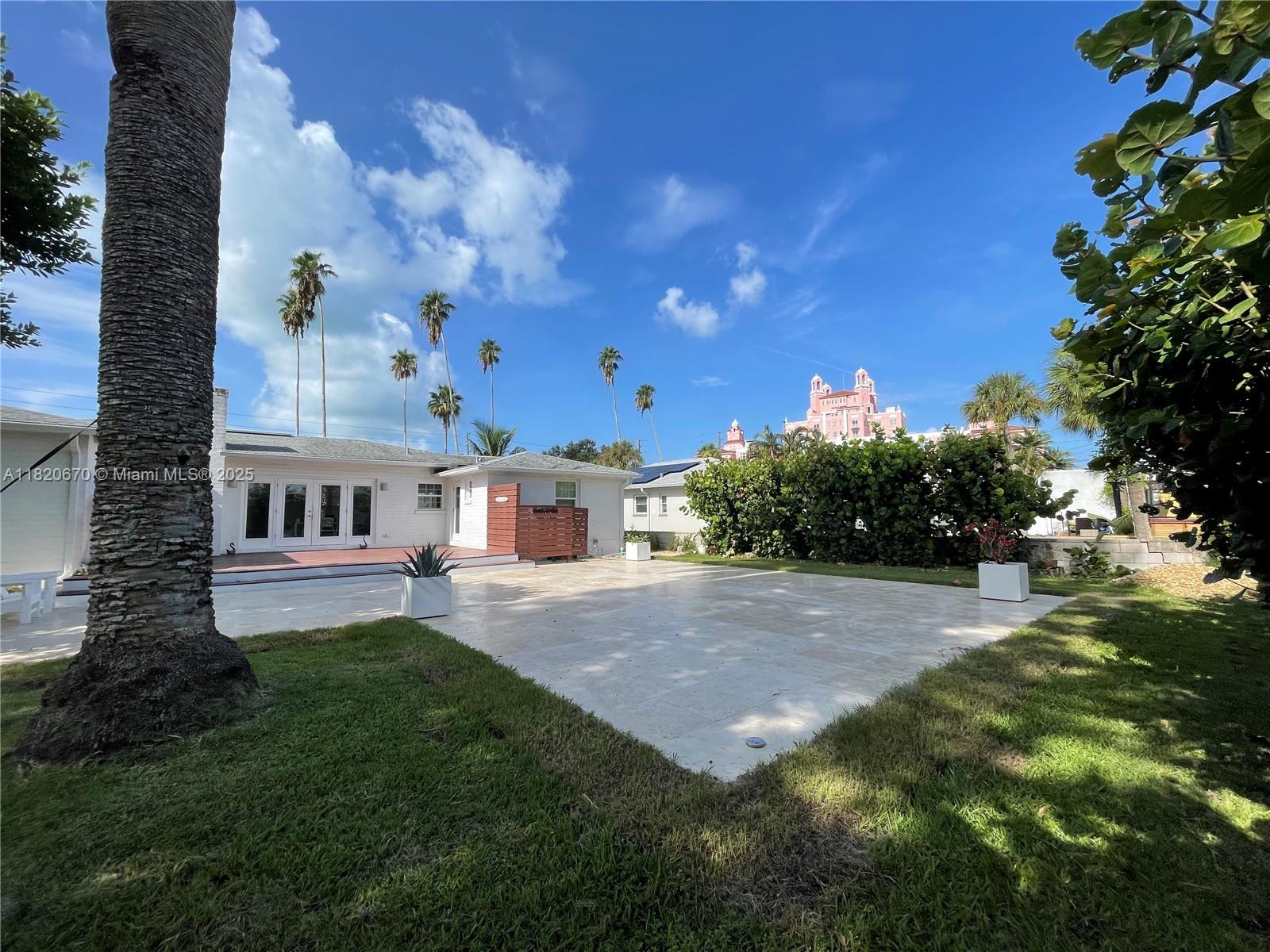 3411 E DE BAZAN AVE 0