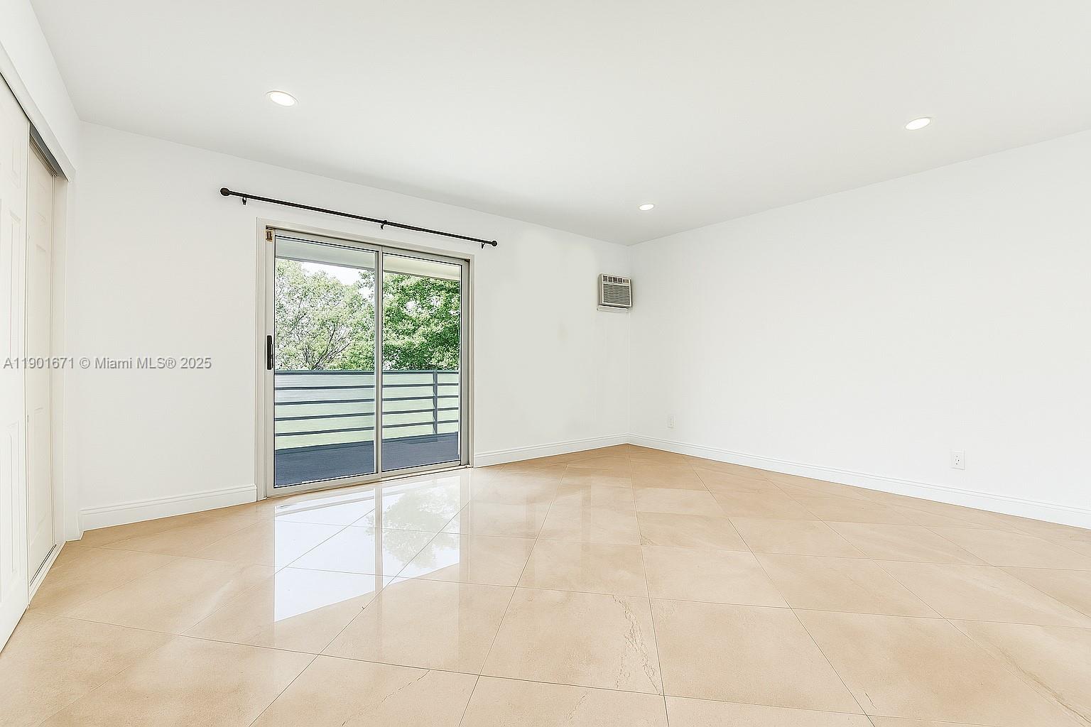 View photos, virtual tours, details... 390 Tilford R R 390