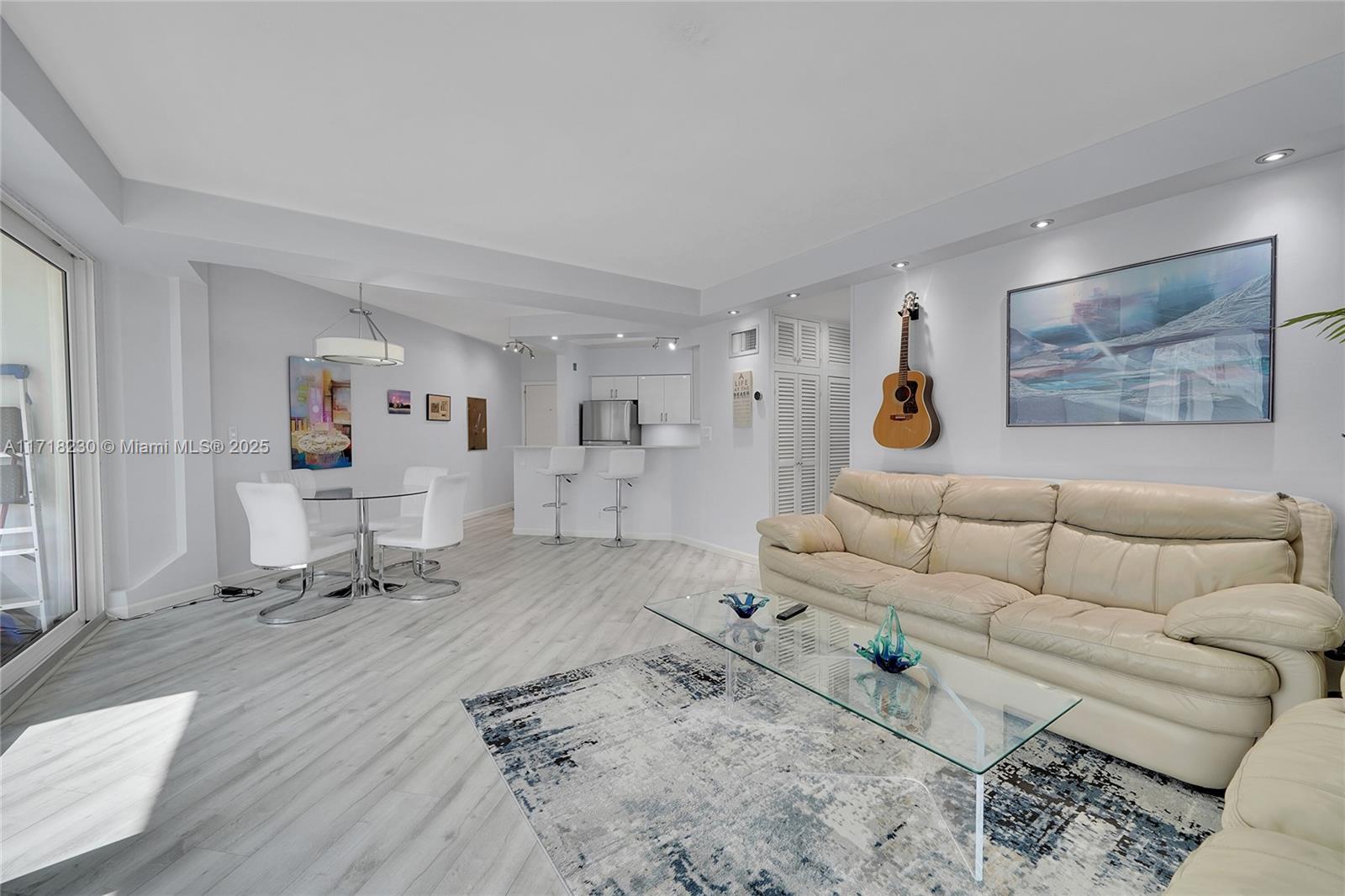 BREAKWATER TOWERS CO-OP - Residential