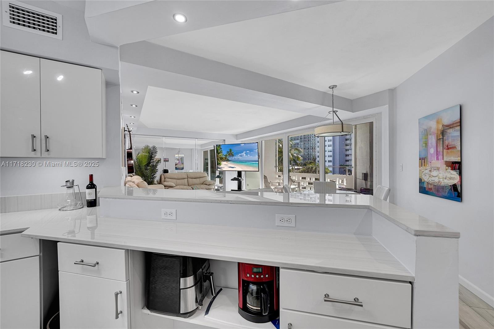 BREAKWATER TOWERS CO-OP - Residential