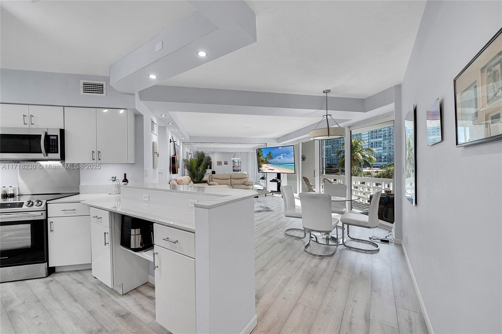 BREAKWATER TOWERS CO-OP - Residential