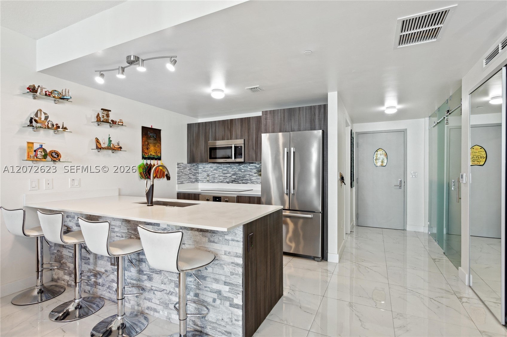 488 NE 18th St 4307