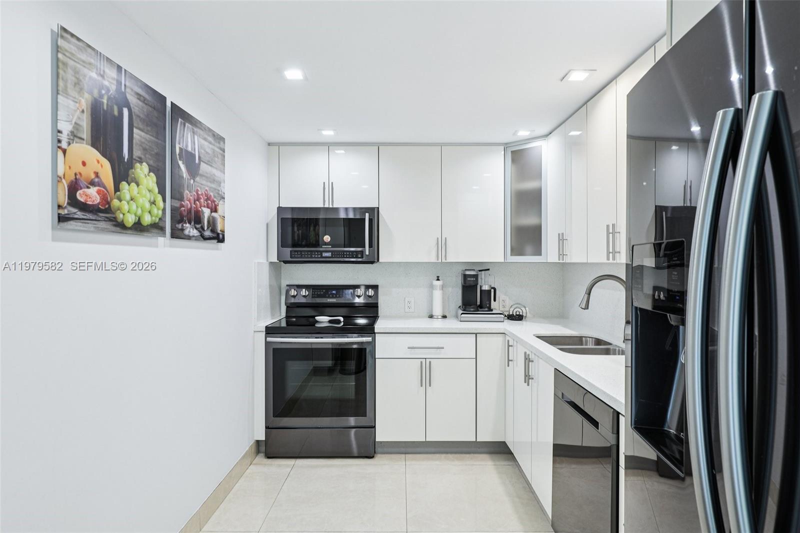 CORONADO CONDO - TOWER II - Residential