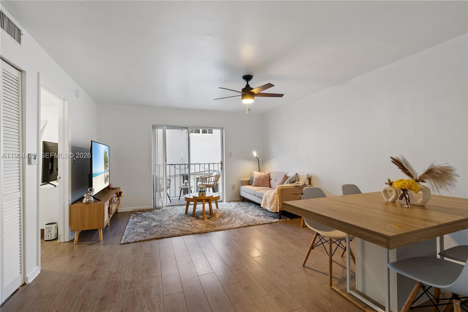 1615 Meridian Ave 202