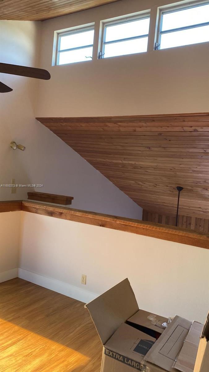 HAYLOFTS OF CORAL SPRINGS - Residential