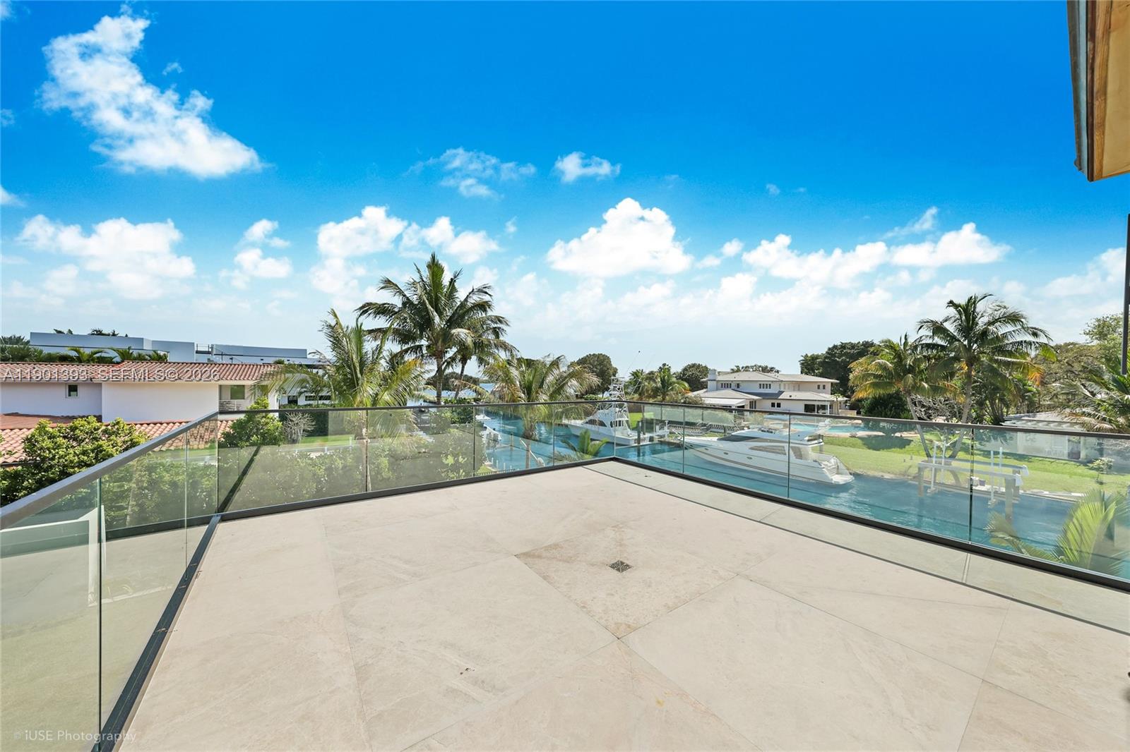 BAY POINT - Residential