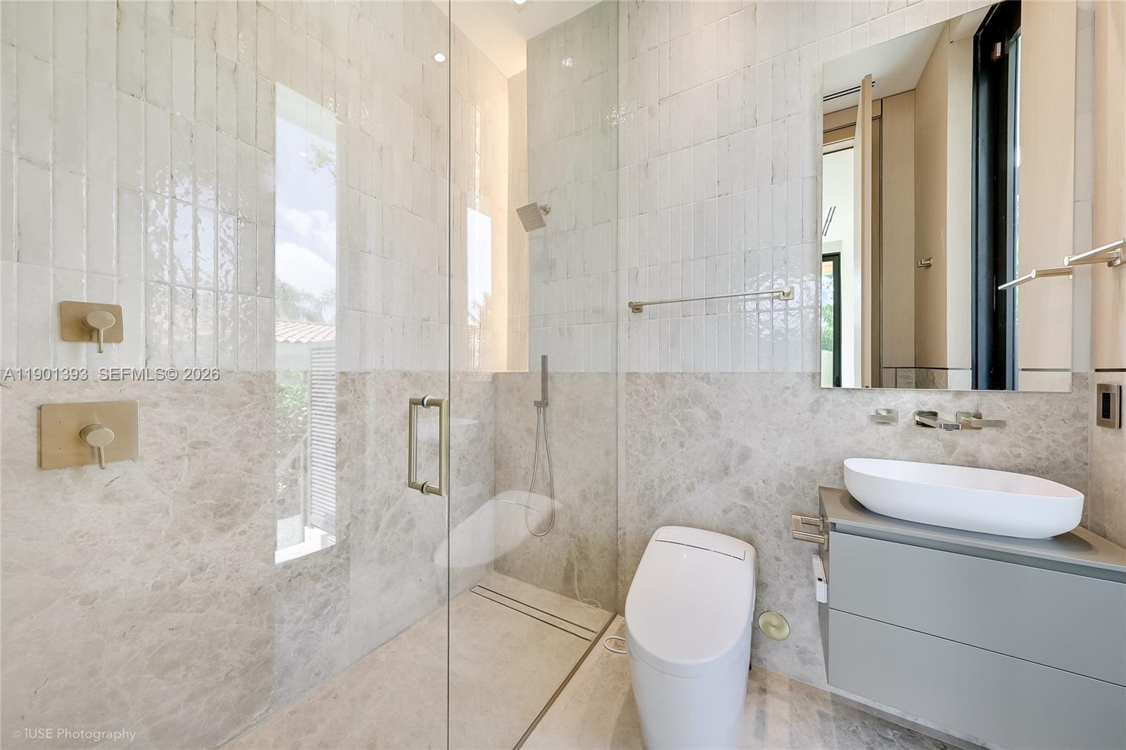 BAY POINT - Residential