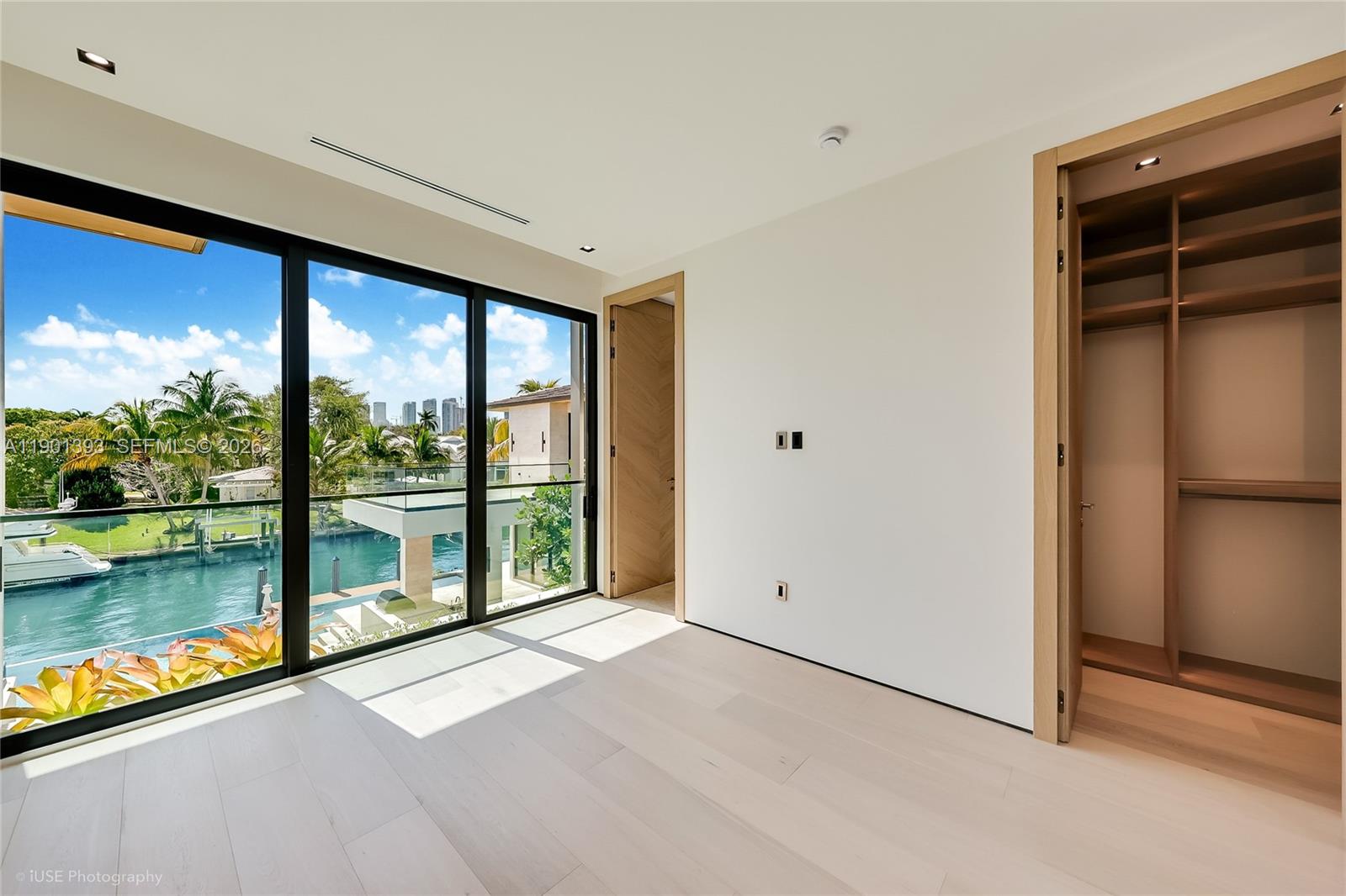 BAY POINT - Residential