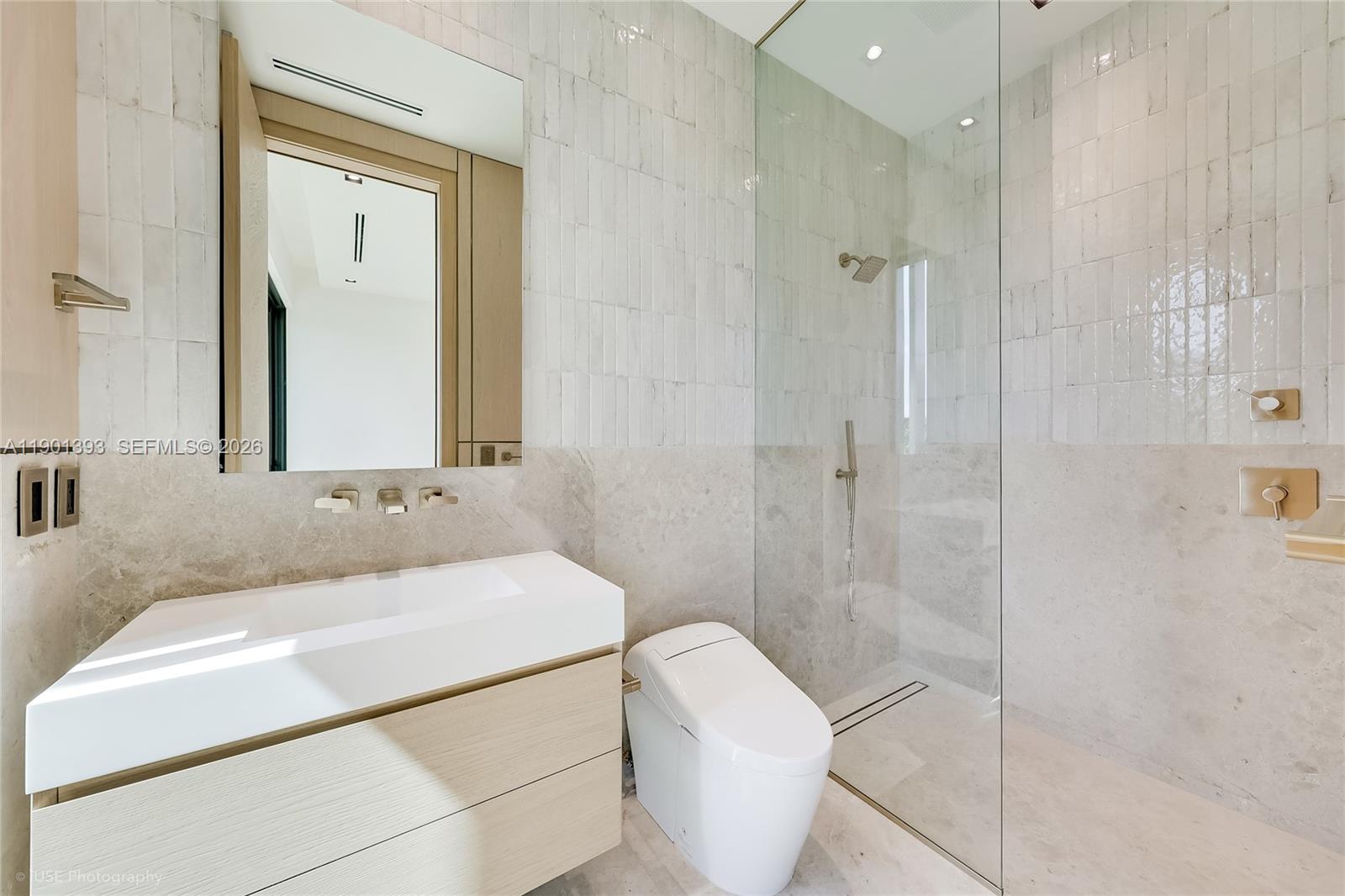 BAY POINT - Residential