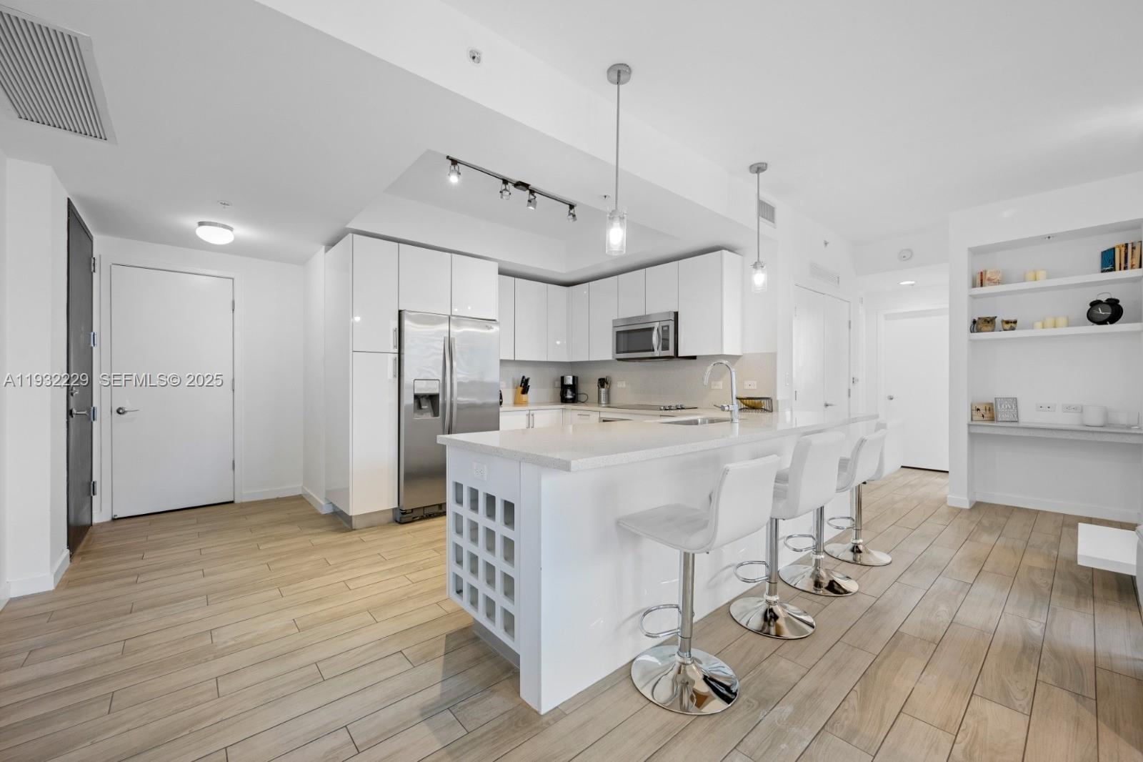 NINE AT MARY BRICKELL VIL - Residential