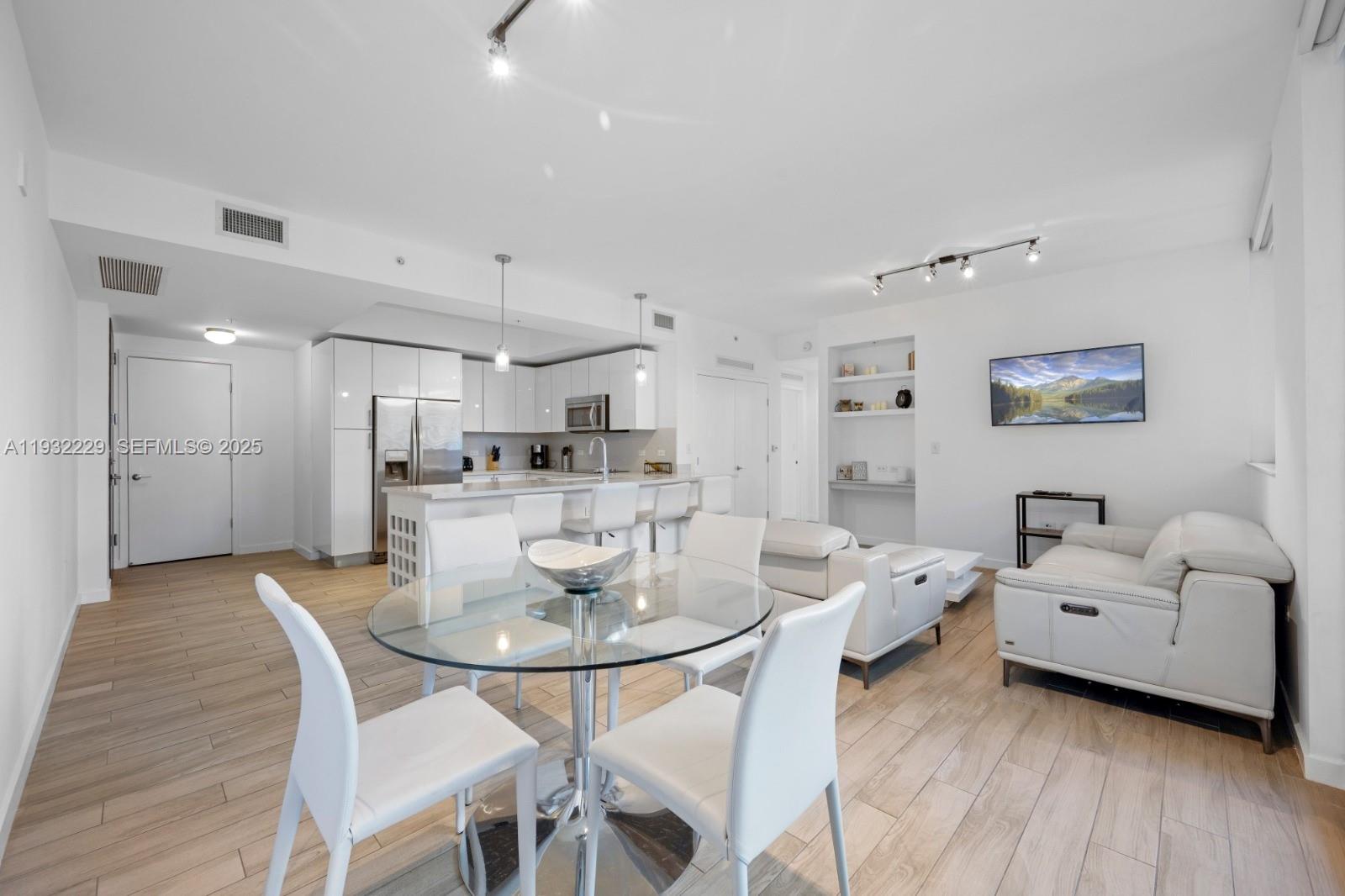 NINE AT MARY BRICKELL VIL - Residential