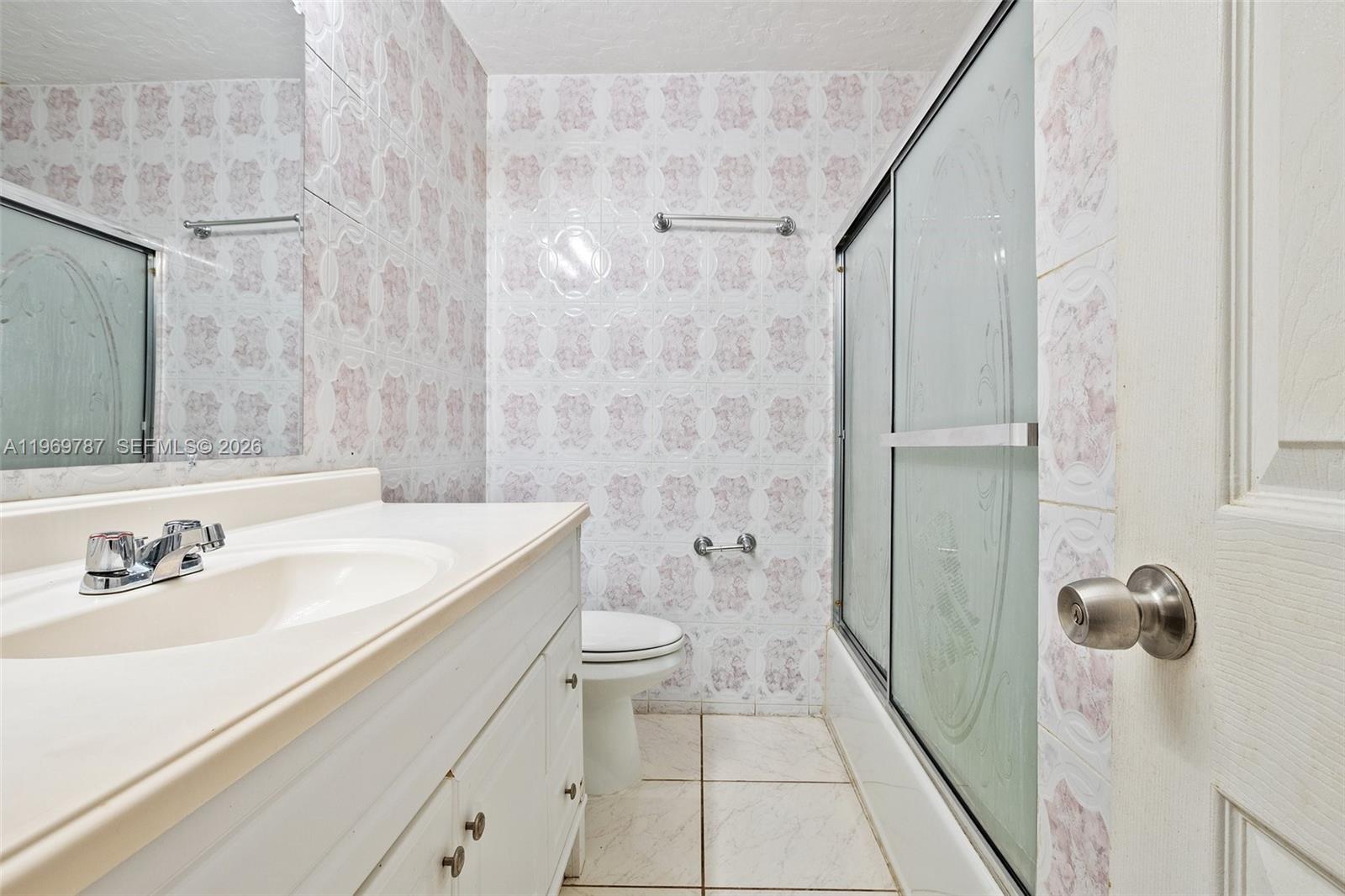 TOWNHOUSES AT JACARANDA C - Residential Lease