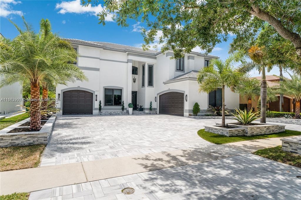 Photo of 18862 SW 55th St #18862, Miramar, FL 33029 (MLS # A11663930)