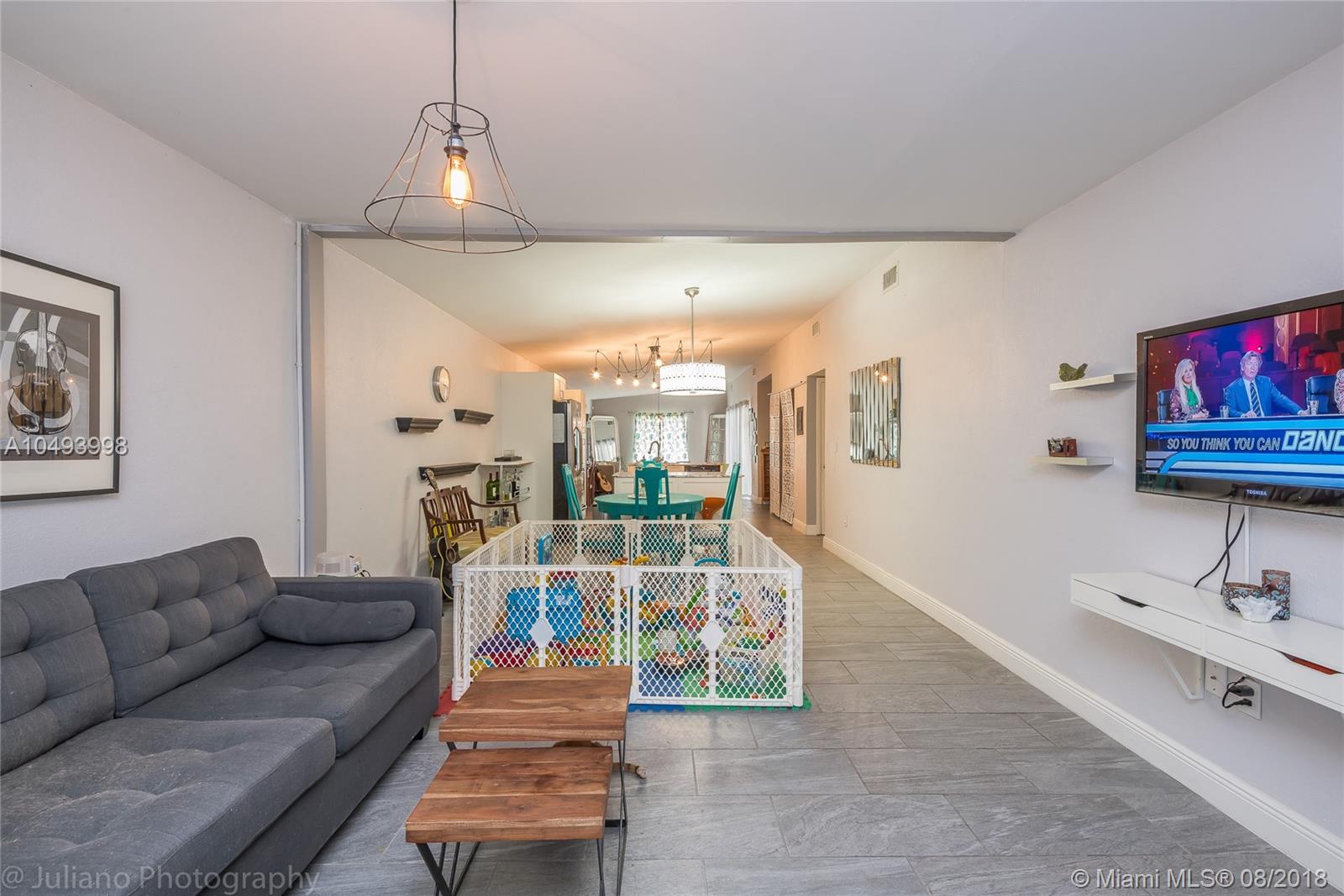 CREEKSIDE VILLAS SEC1 - Residential