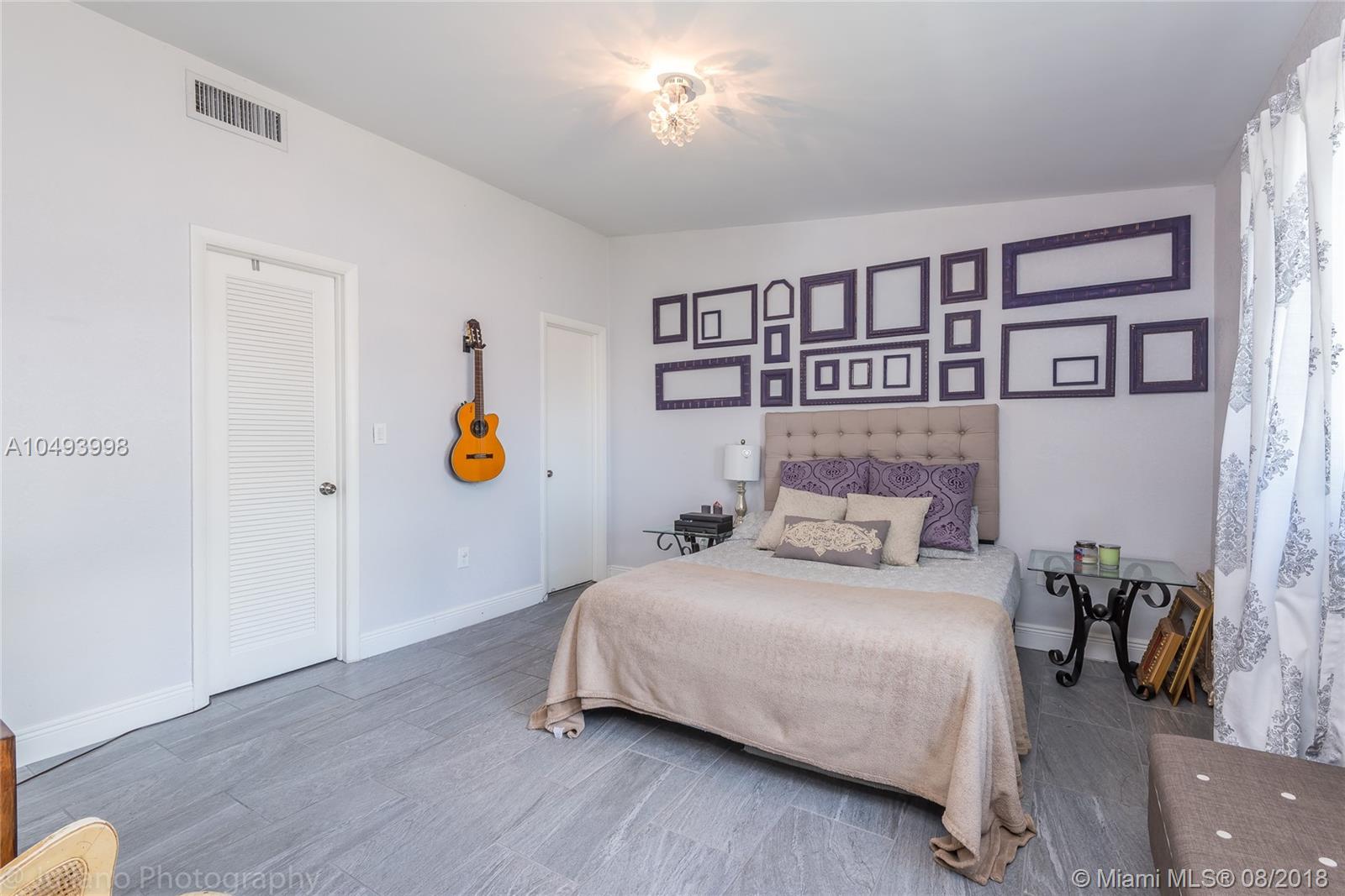 CREEKSIDE VILLAS SEC1 - Residential