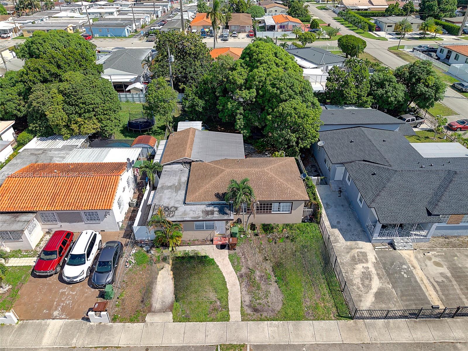 HIALEAH 13TH ADDN AMD PL - Residential