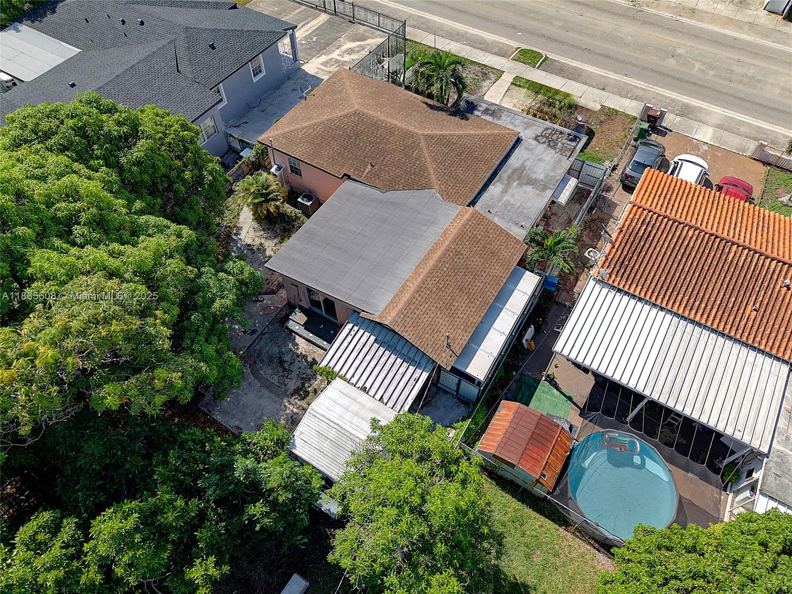 HIALEAH 13TH ADDN AMD PL - Residential